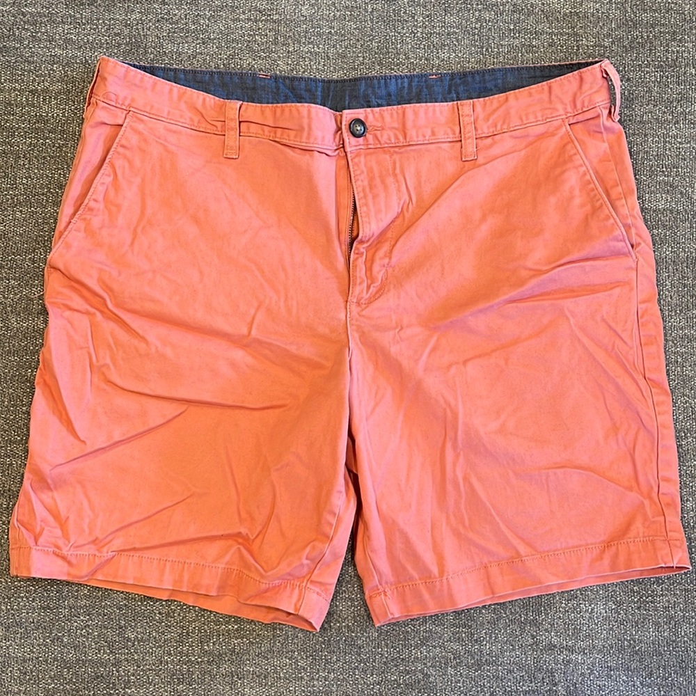 Men’s Size 38 Waist Shorts with pockets